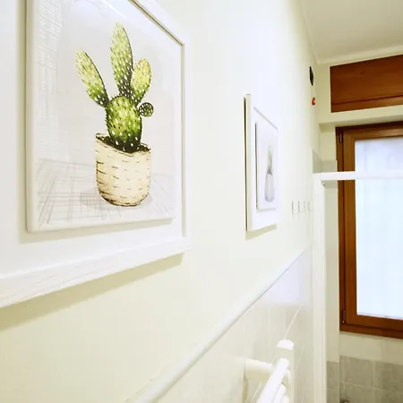 A Due Passi Dal Mare *