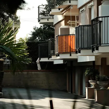 A Due Passi Dal Mare